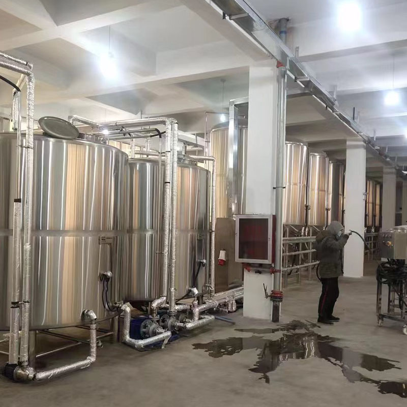 月湖精酿啤酒设备